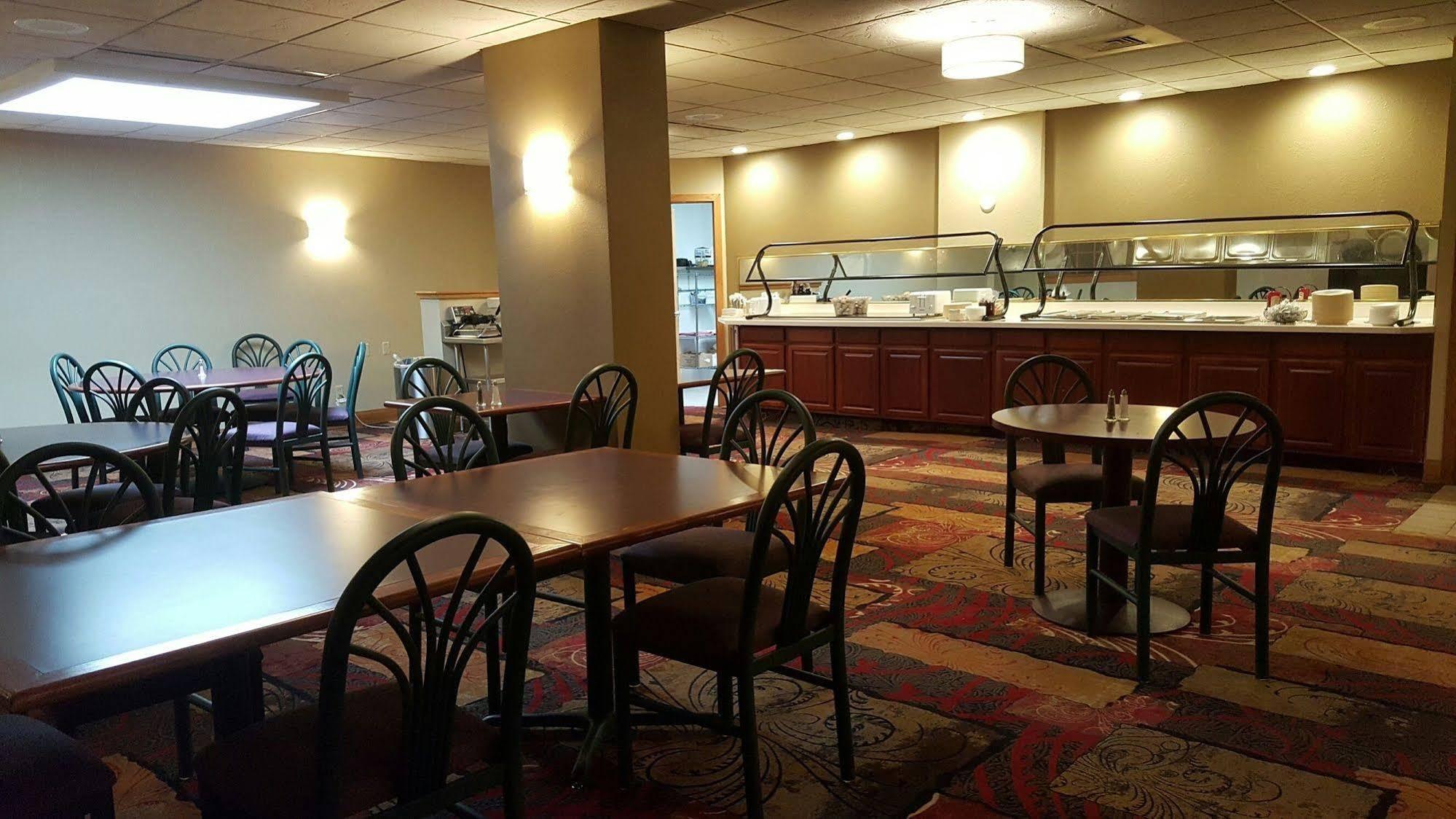 Best Western Plus Wausau Tower Inn Экстерьер фото
