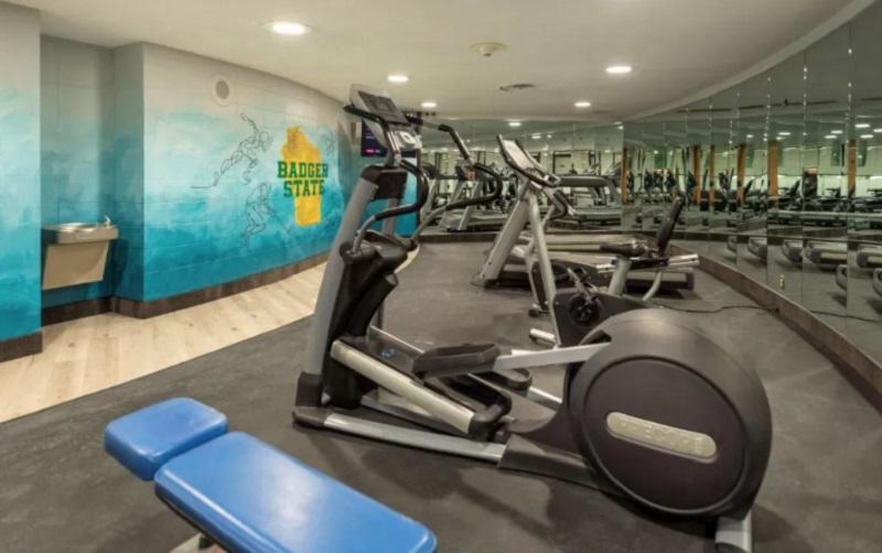 Best Western Plus Wausau Tower Inn Экстерьер фото