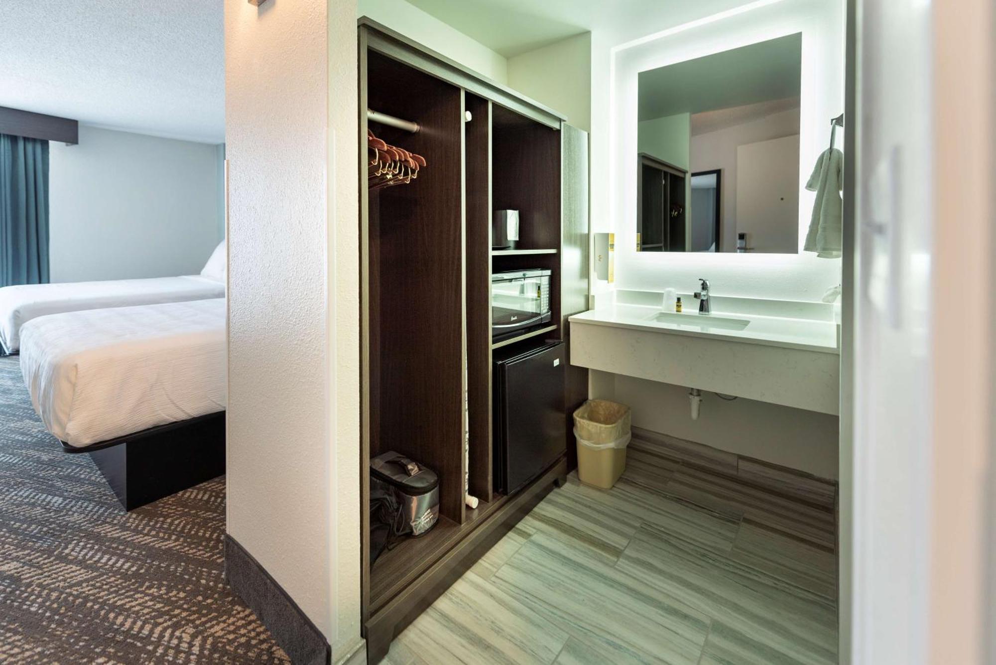 Best Western Plus Wausau Tower Inn Экстерьер фото