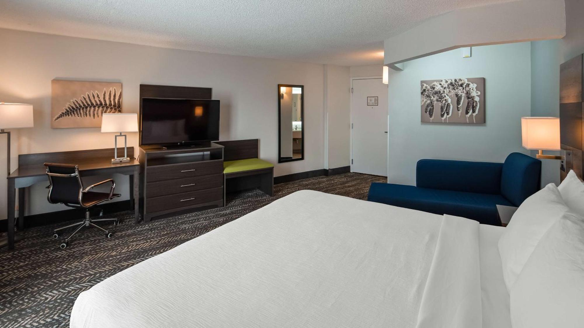 Best Western Plus Wausau Tower Inn Экстерьер фото
