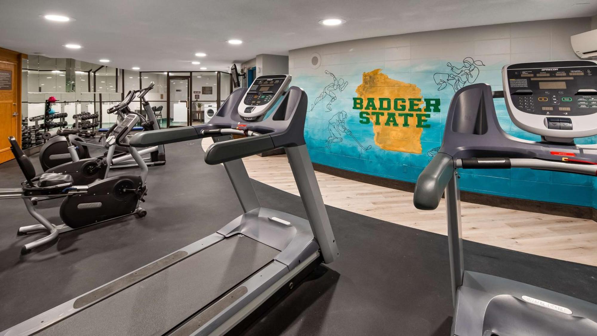 Best Western Plus Wausau Tower Inn Экстерьер фото